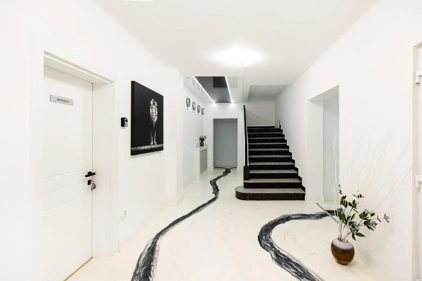 Bucharest Studios Beijing Room Romania