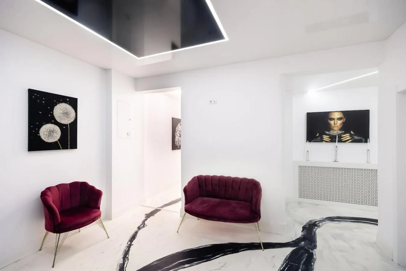 Bucharest Studios Beijing Room رومانيا